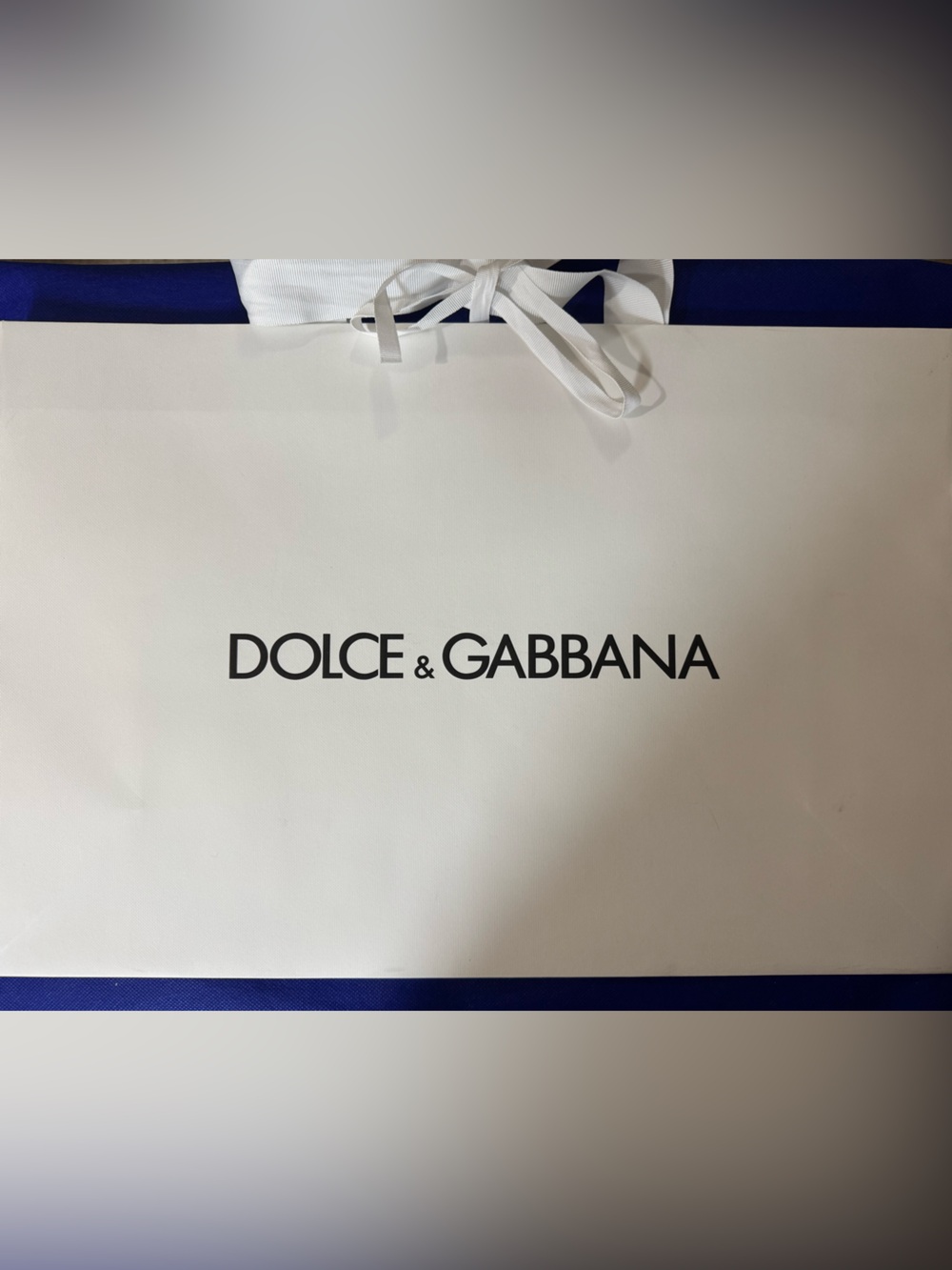 Dolce & Gabbana 💯% Authentic Iconic White Shopping/gift paper Bag w/ inner ties - Picture 2 of 6